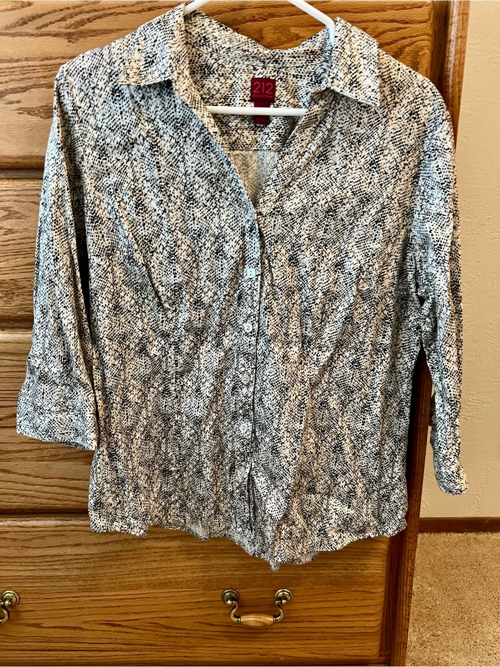 Black & White Button-Front Women's Top